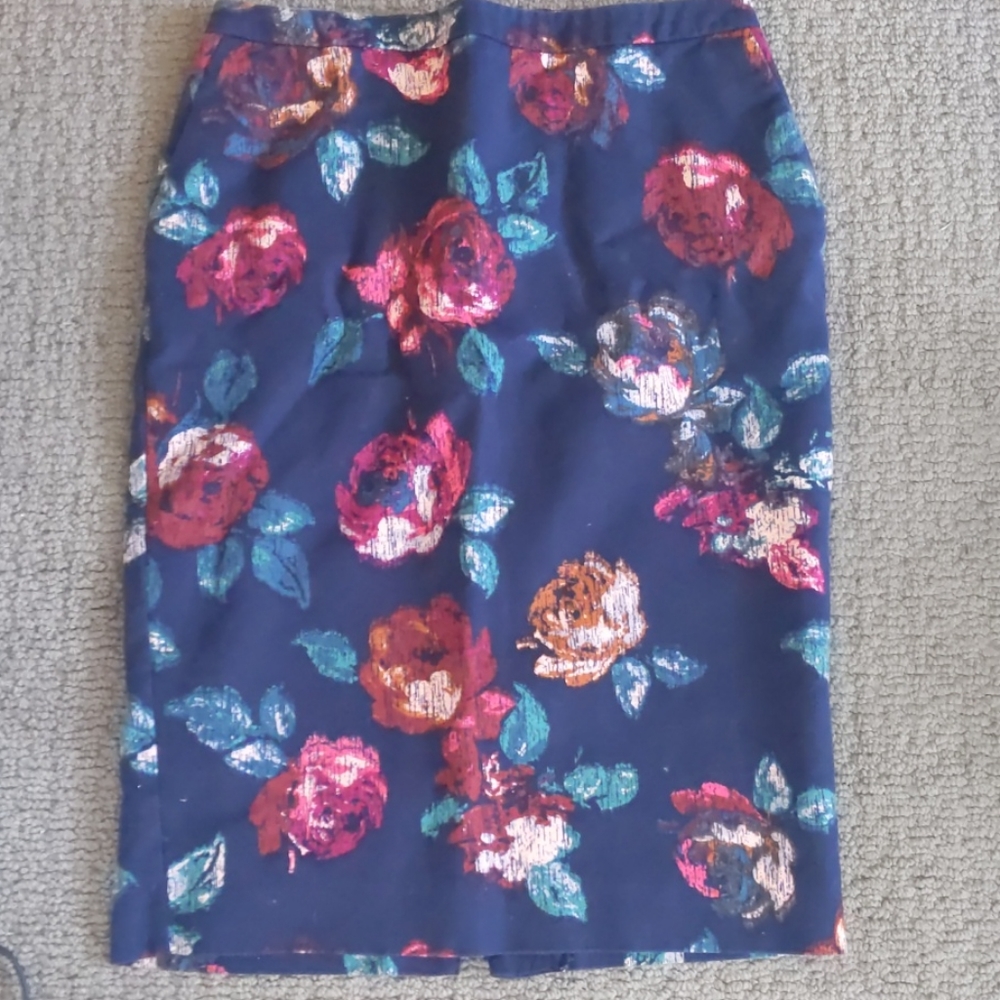 Pencil skirt